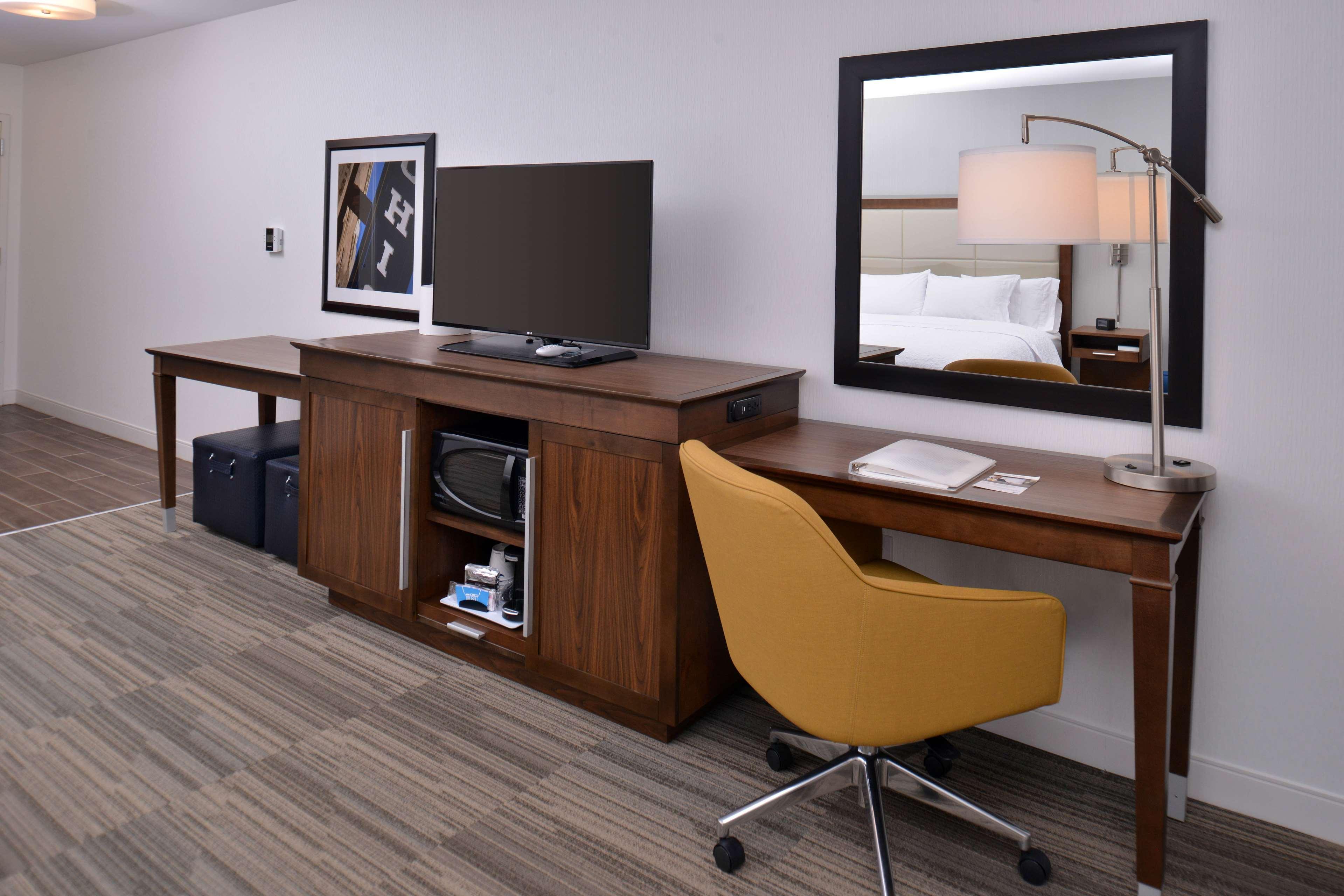 Hotel Hampton & West Ann Arbor