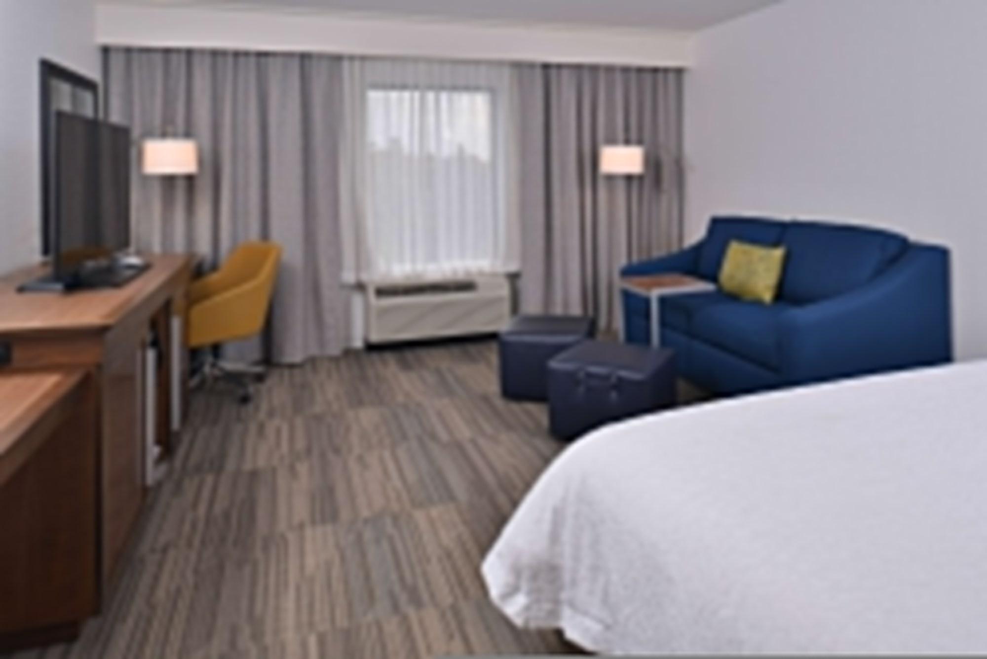 Hotel Hampton & West 3*
